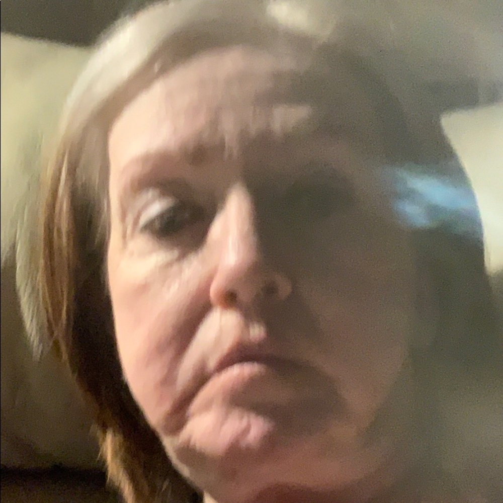 Meet your Posher, Debra